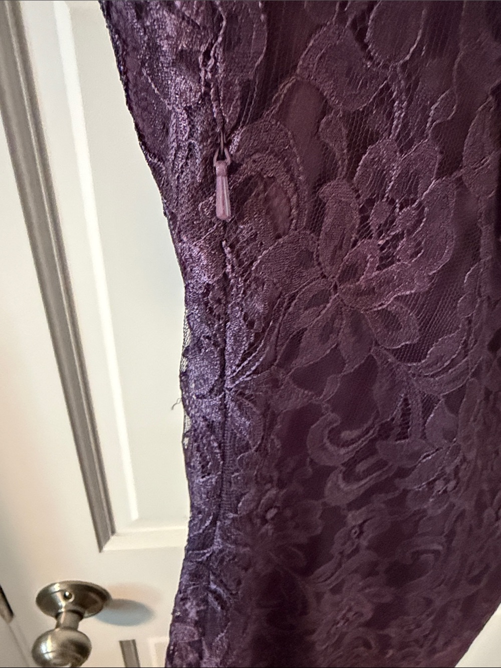 Ralph Lauren Scalloped Lace Sheath Dress Eggplant/Deep Plum Classic Elegant Sz 4 - Picture 8 of 8